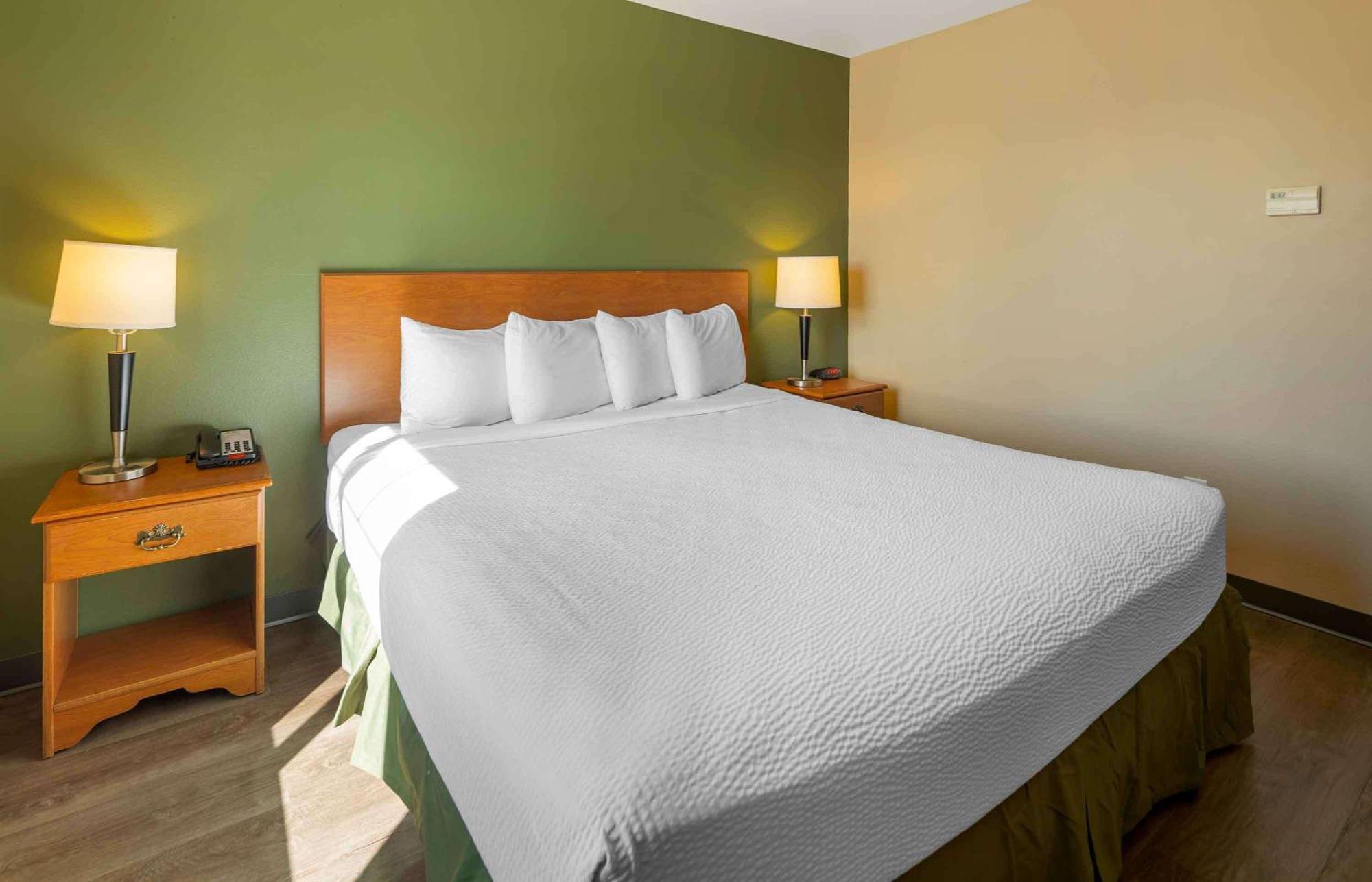Extended Stay America Suites - Anchorage - Midtown Exterior photo